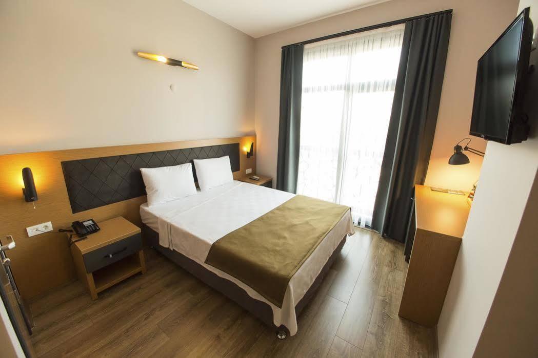 Big Point Plus Hotel Biga Kültér fotó