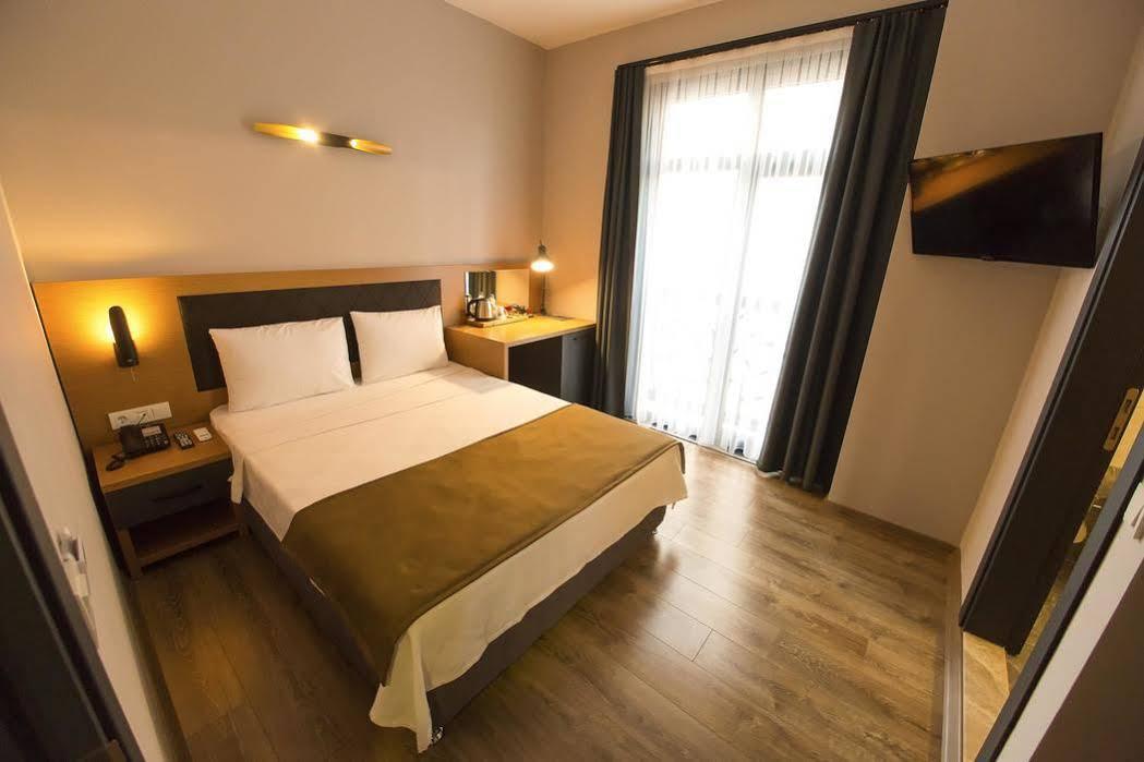 Big Point Plus Hotel Biga Kültér fotó